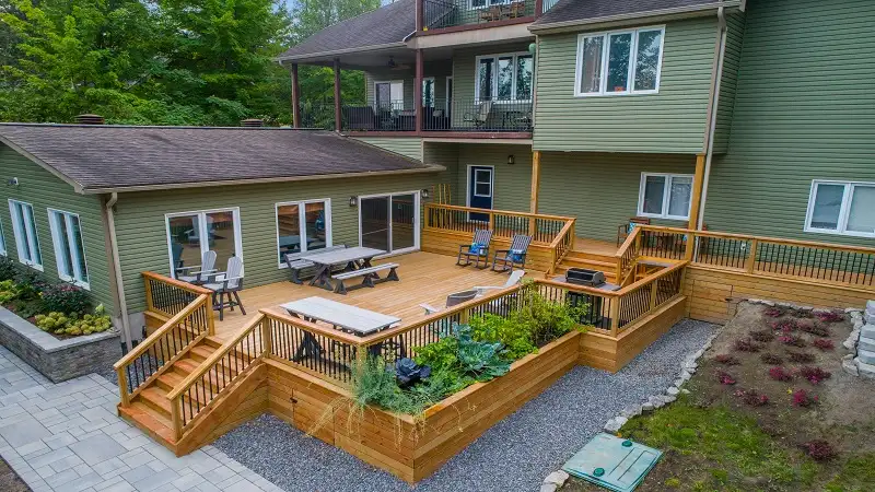 Transform Your Outdoor Space: Why Homeowners Love Retractable Awnings