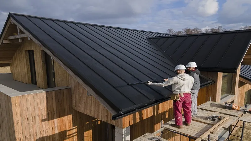 How to Select the Right Commercial Roofing Services for Your Property in Wellesley, MA