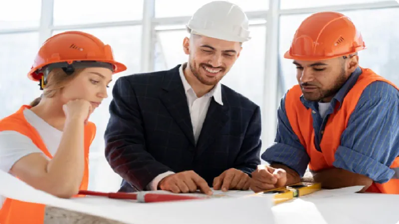 How Contractors Plan for Crew Comfort on Job Sites